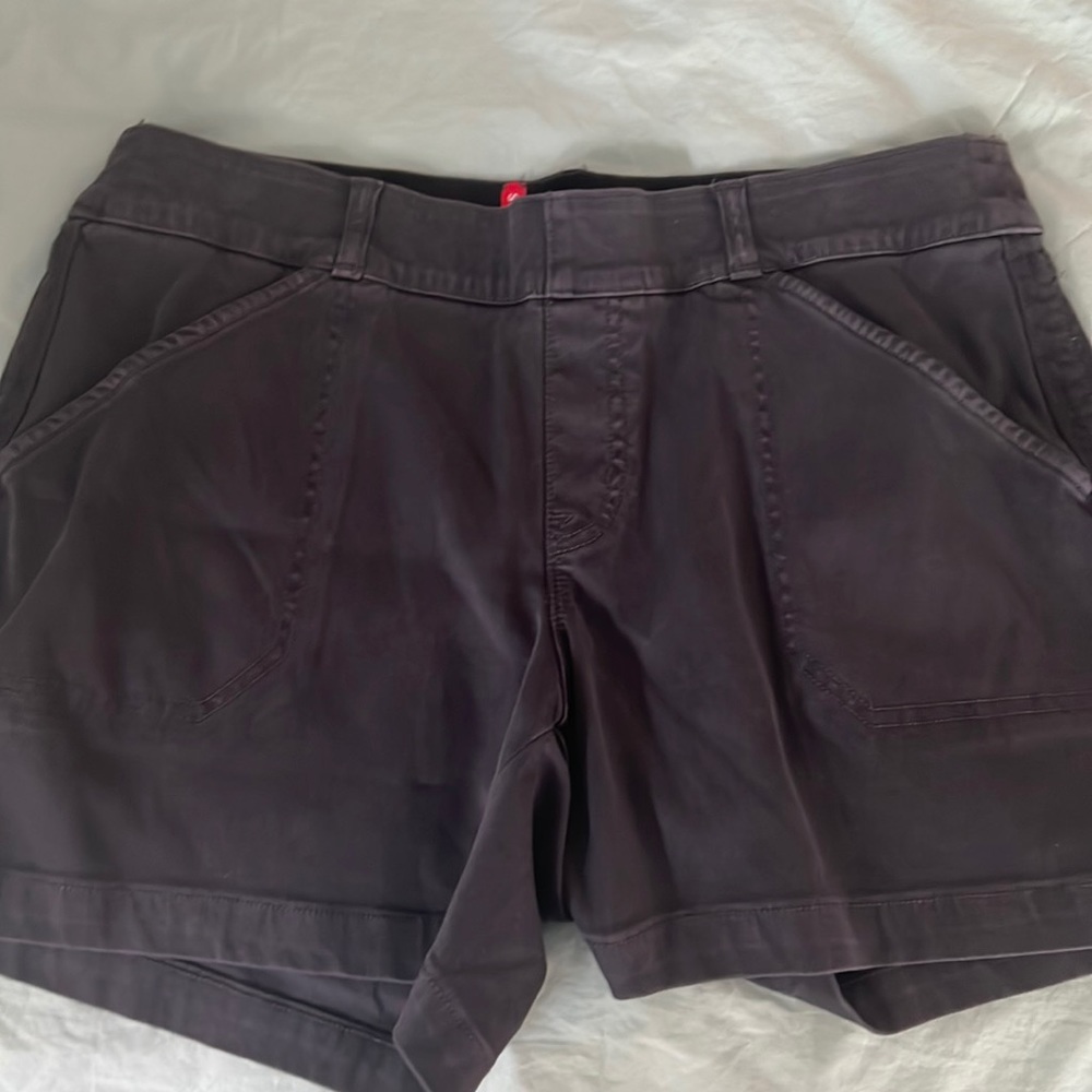 SPANX CHINO SHORTS